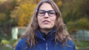Anna Rotzetter engagiert sich im HEKS-Projekt Neue Gärten Aargau
